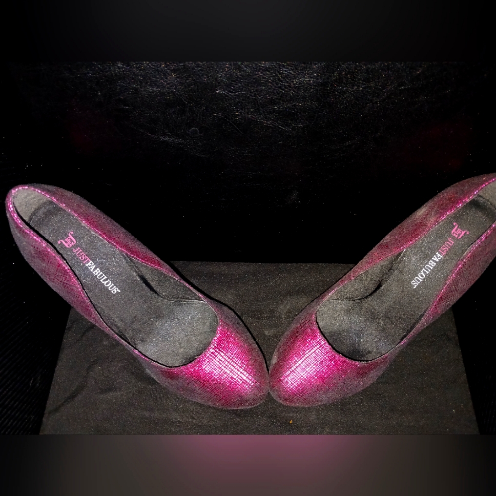 Purplish Pumps: Elevate Your Evening